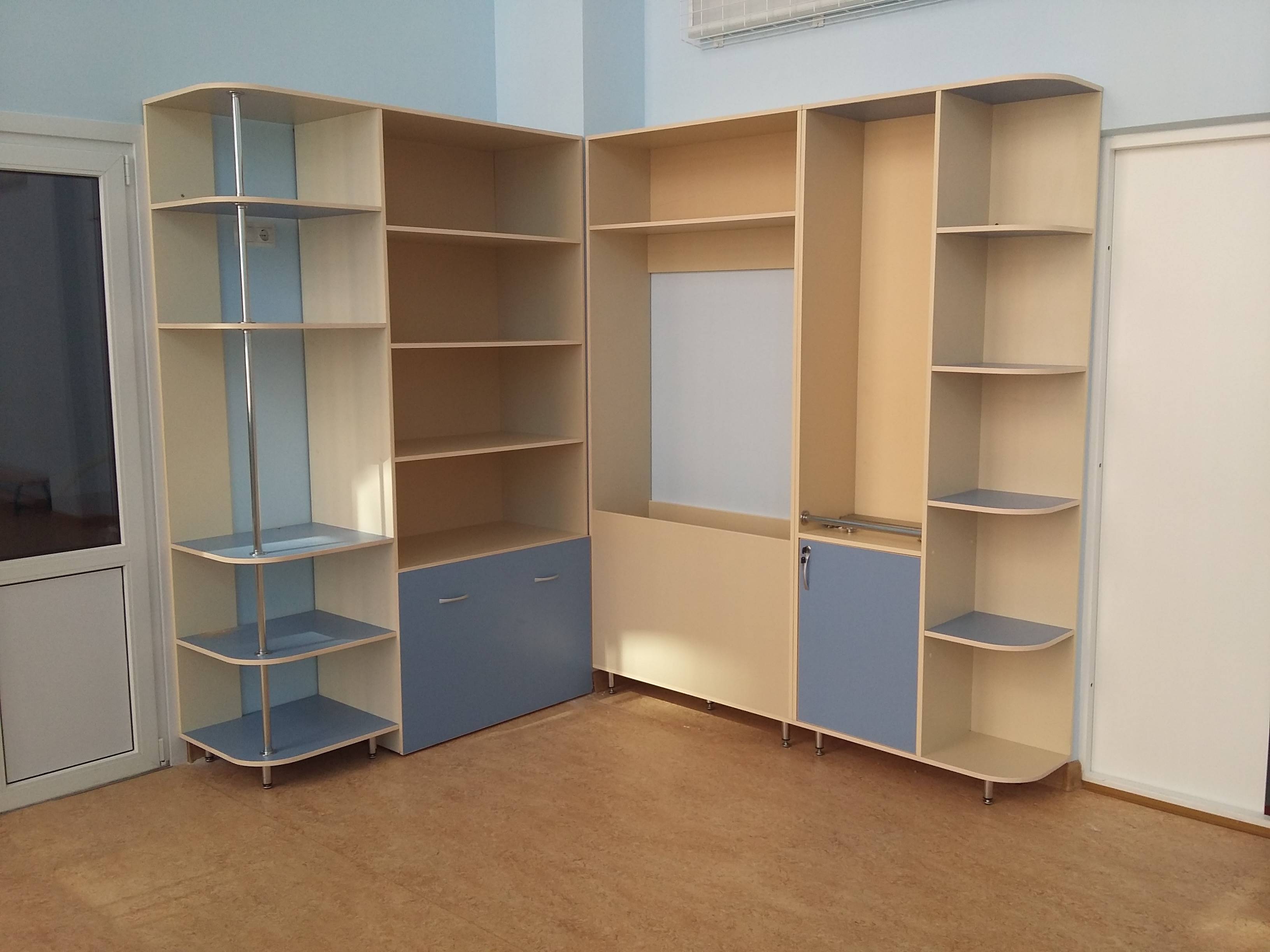 Стеллажи для спортзала